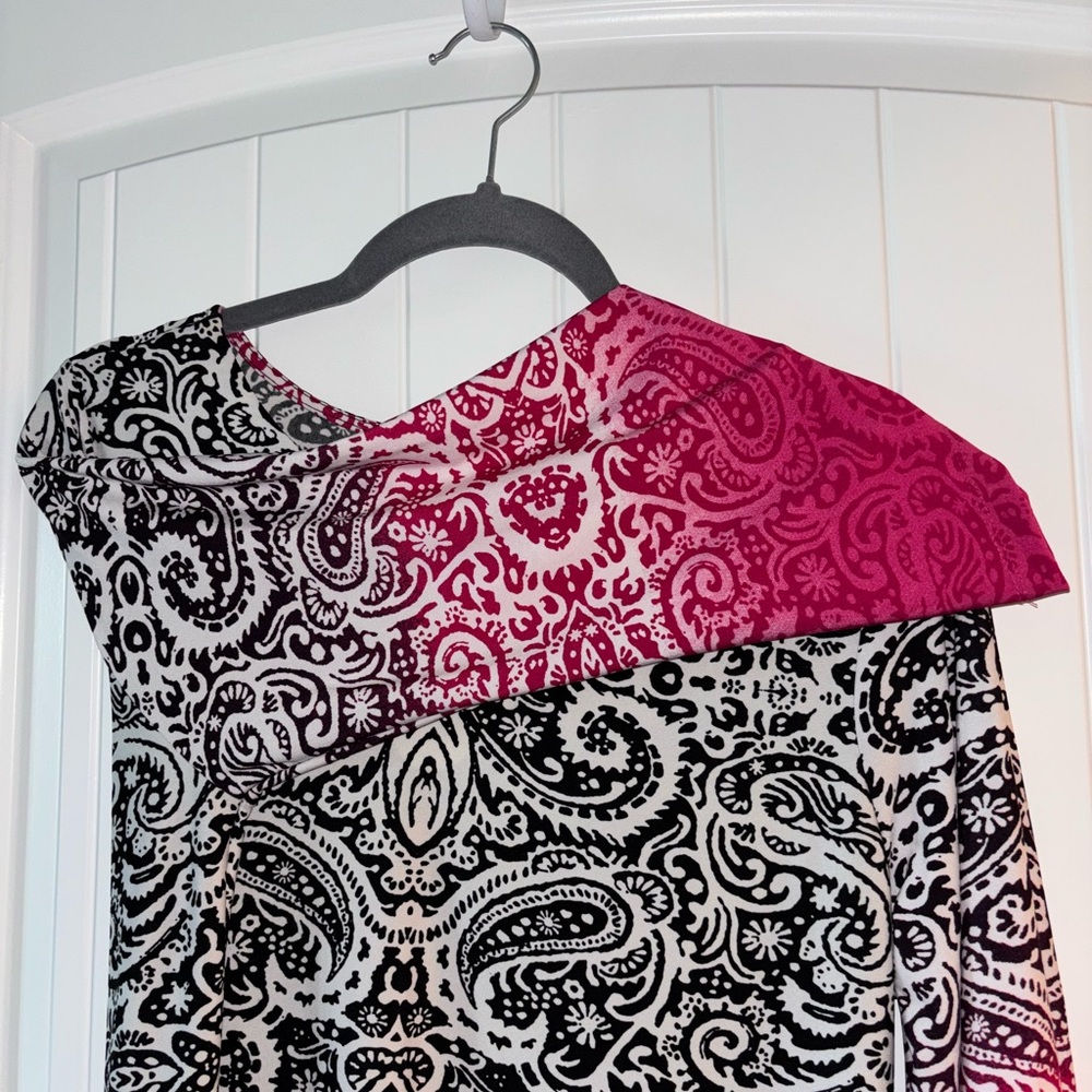 Haani Black and Pink Paisley Dress - Picture 5 of 9